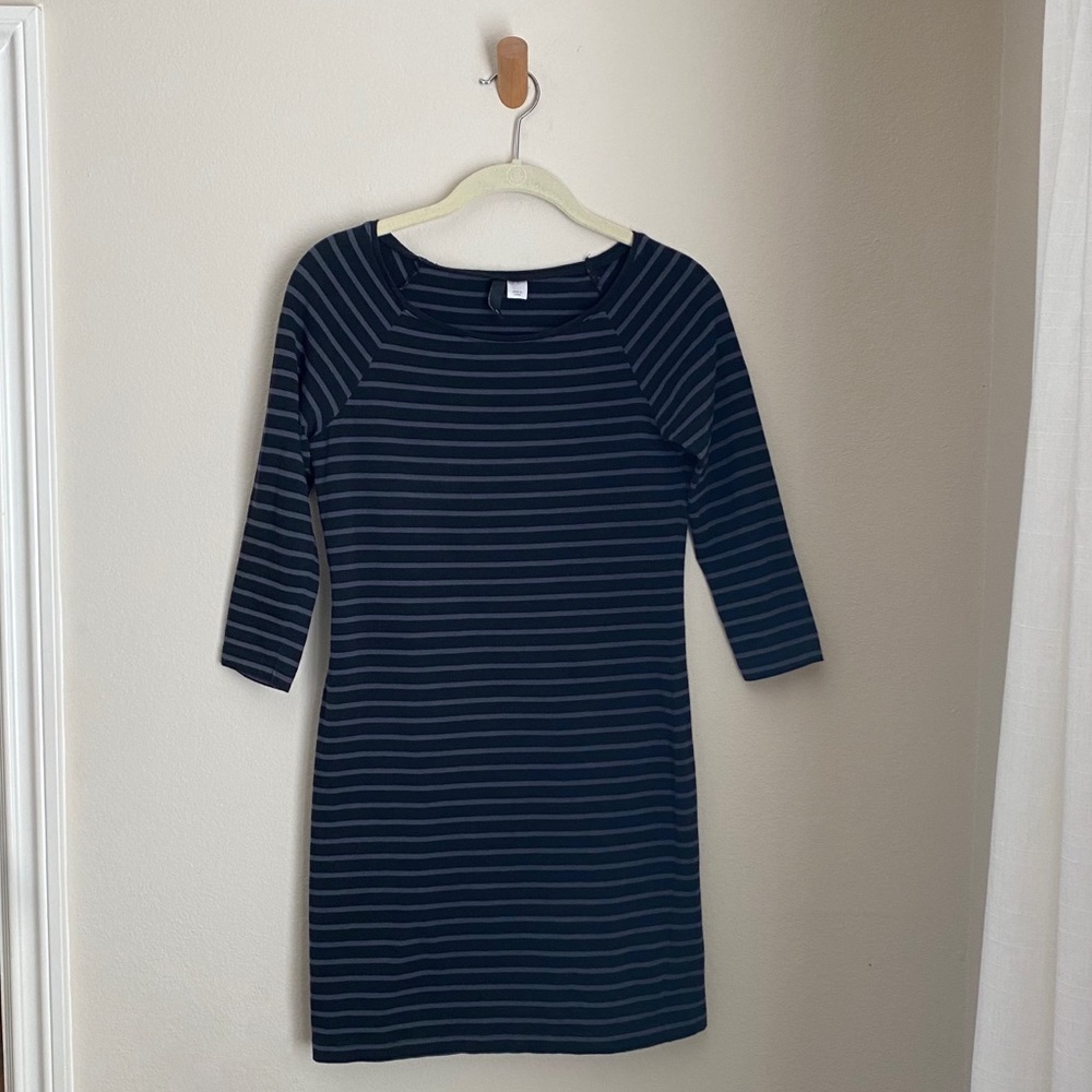 H&M 3/4 Sleeve Striped Fitted Bodycon Dress, Black + Gray, 4